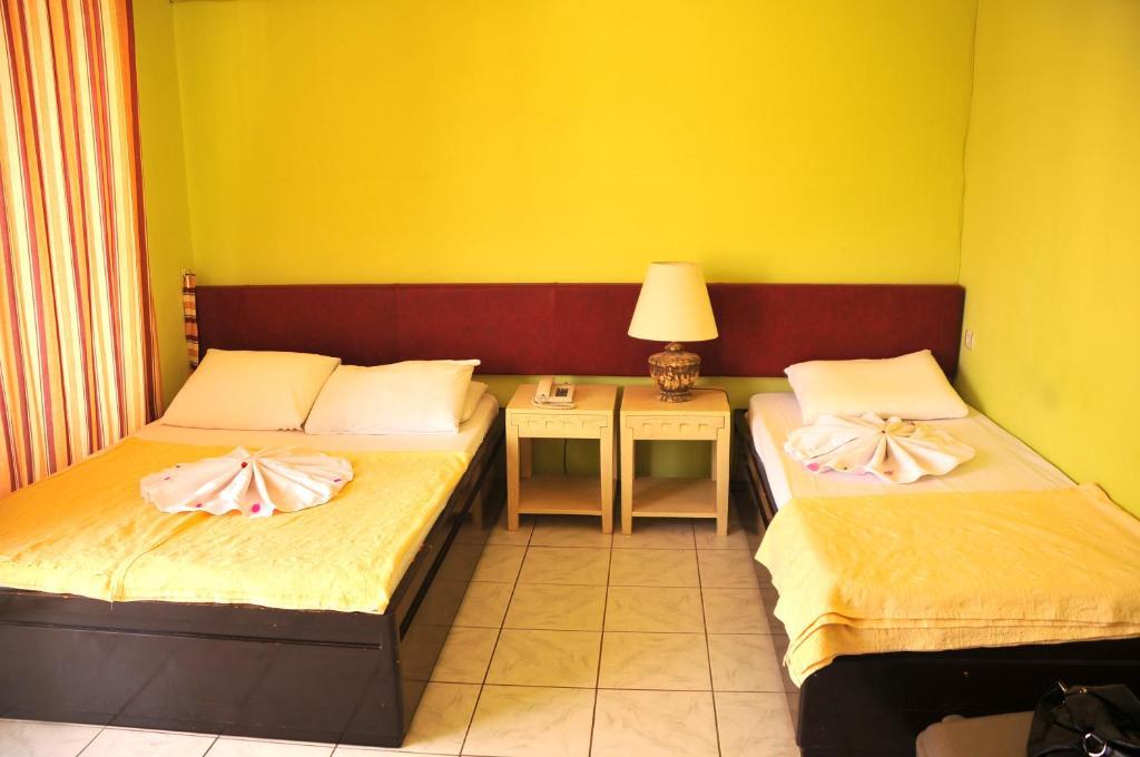 Sun Kiss Hotel Side Cameră foto